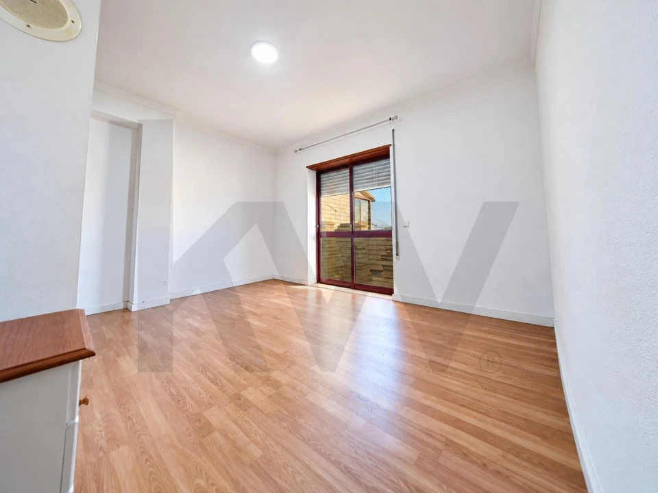 Apartamento T2 para Venda em Tavarede Foto 21