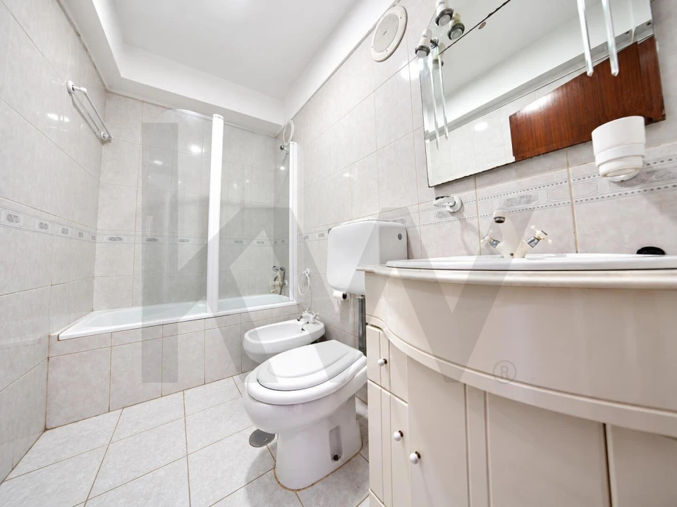 Apartamento T2 para Venda em Tavarede Foto 27