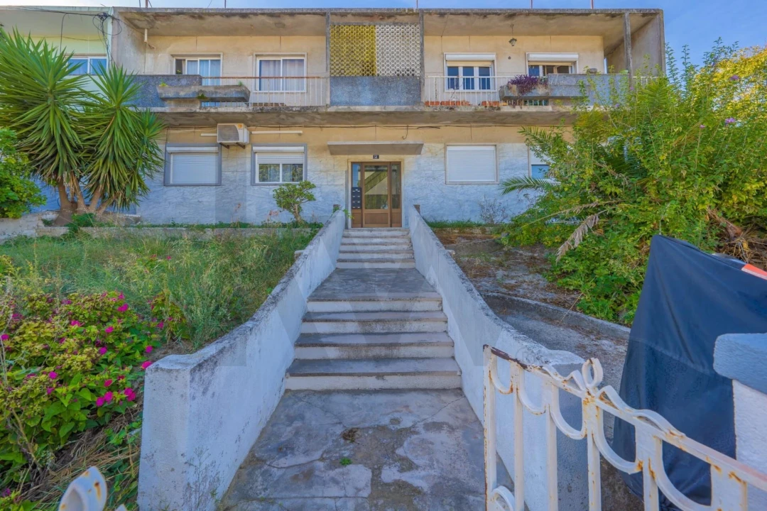 Apartamento T2 para Venda em Caparica e Trafaria Foto 1