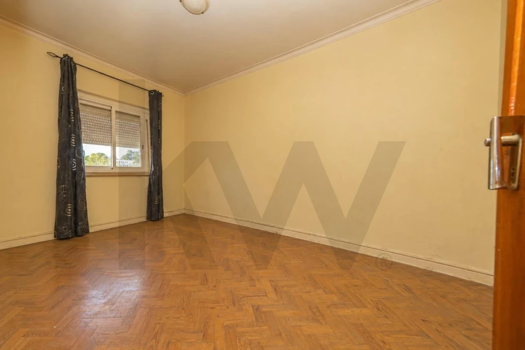 Apartamento T2 para Venda em Caparica e Trafaria Foto 16