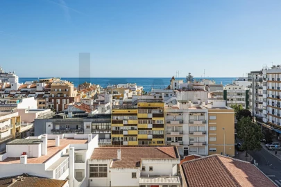 Apartamento T2 para Arrendamento em Armação de Pera