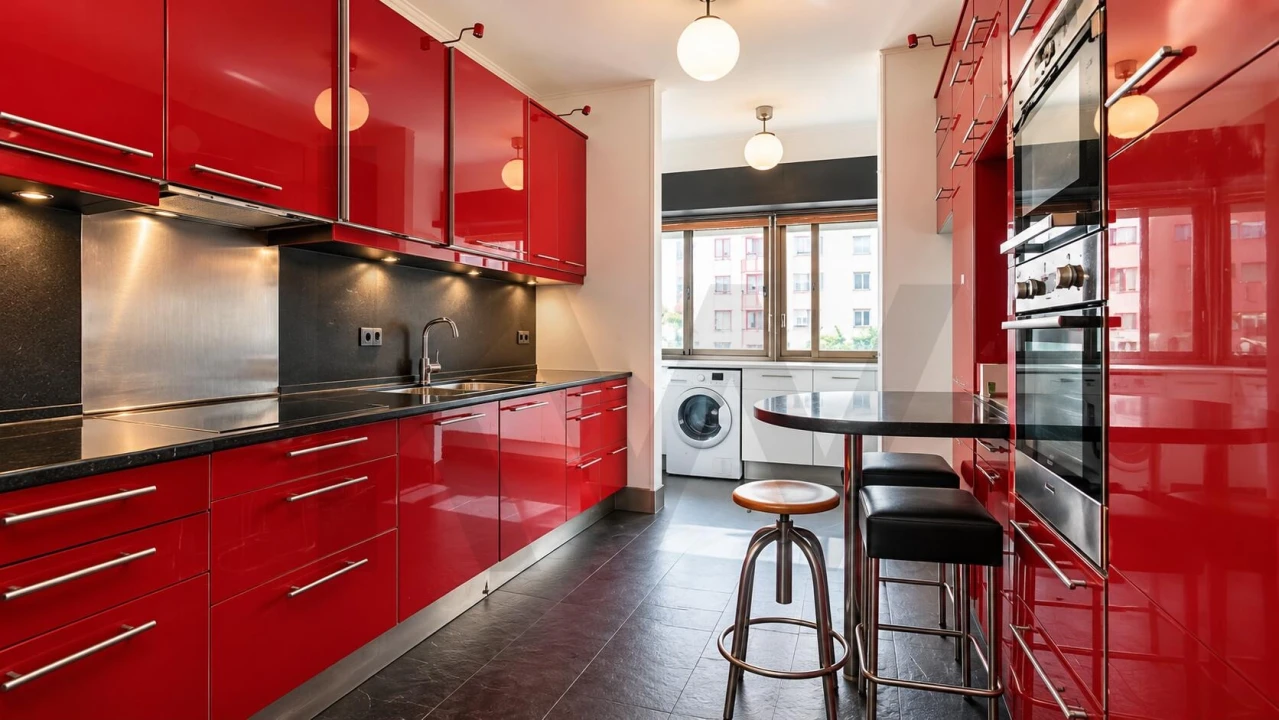 Apartamento T4 para Venda em São Domingos de Benfica Foto 6
