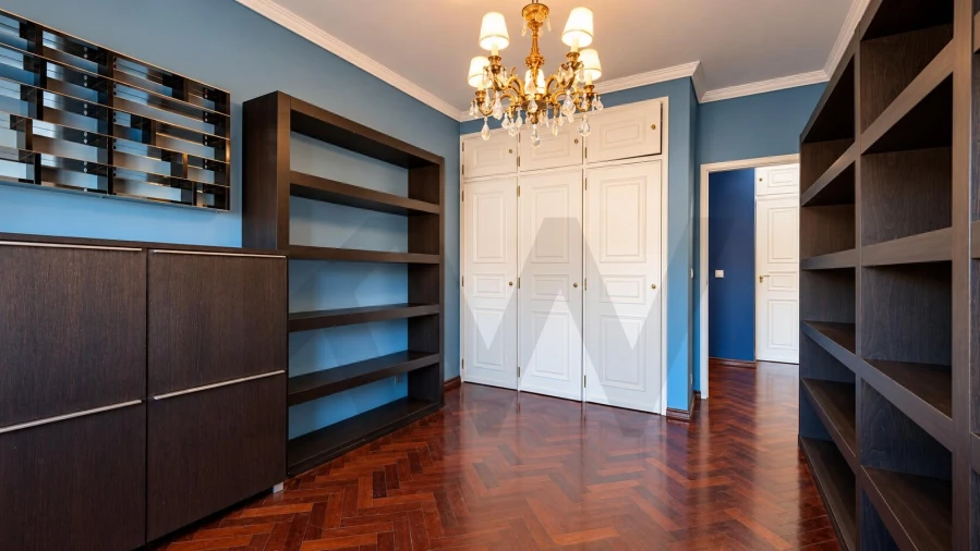 Apartamento T4 para Venda em São Domingos de Benfica Foto 18