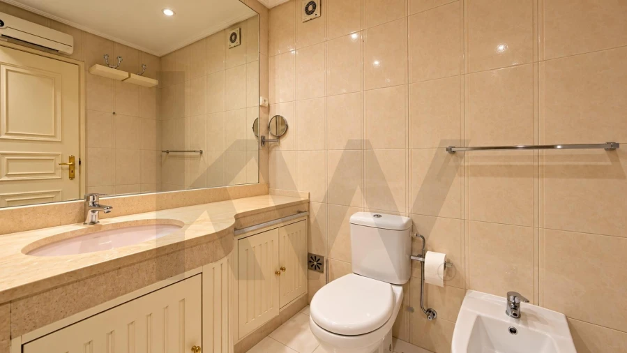 Apartamento T4 para Venda em São Domingos de Benfica Foto 14