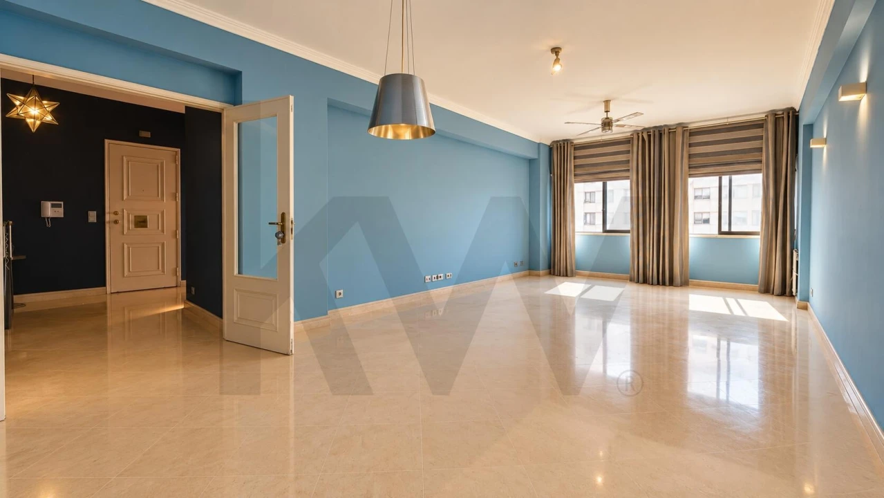 Apartamento T4 para Venda em São Domingos de Benfica Foto 1