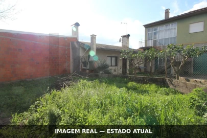 Moradia T3 para Venda em Zambujal
