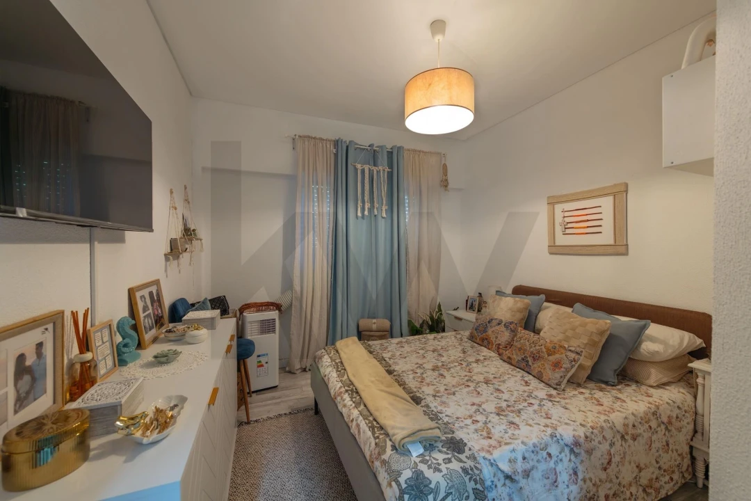 Apartamento T2 para Venda em Costa da Caparica Foto 4