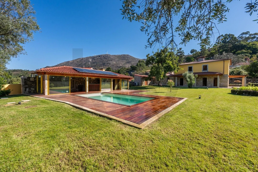 Moradia T5 para Venda em Montaria Foto 40