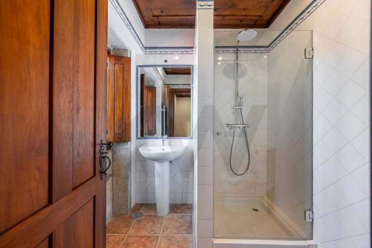 Moradia T5 para Venda em Montaria Foto 26