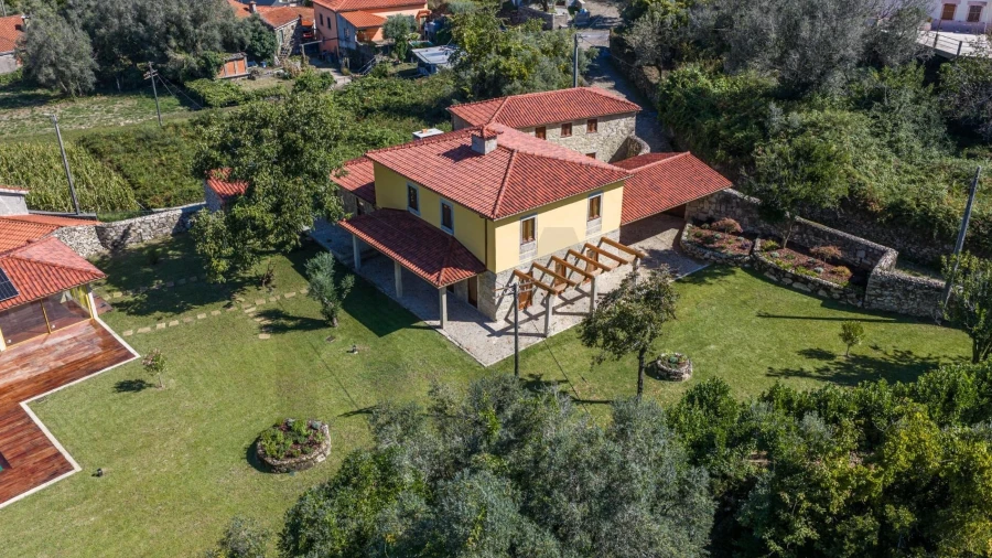 Moradia T5 para Venda em Montaria
