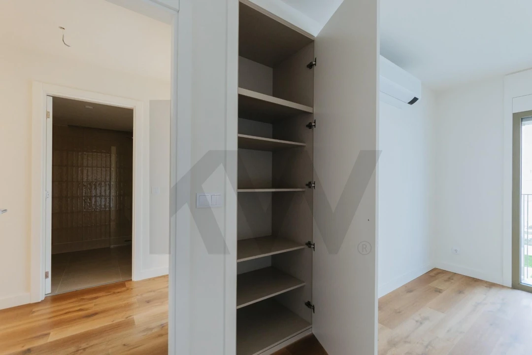 Apartamento T2 para Arrendamento em Santa Clara Foto 29
