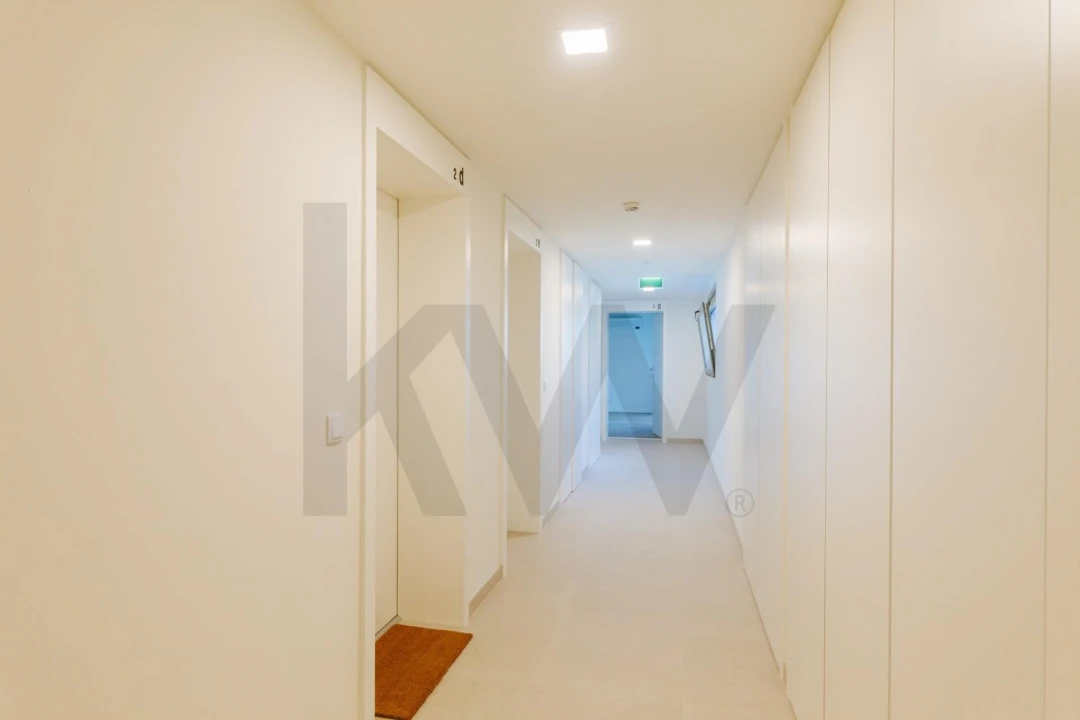 Apartamento T2 para Arrendamento em Santa Clara Foto 41