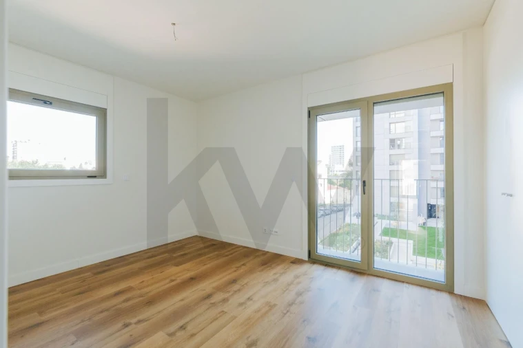 Apartamento T2 para Arrendamento em Santa Clara Foto 19