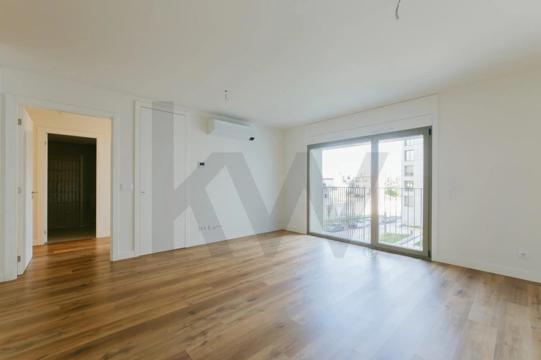 Apartamento T2 para Arrendamento em Santa Clara Foto 34