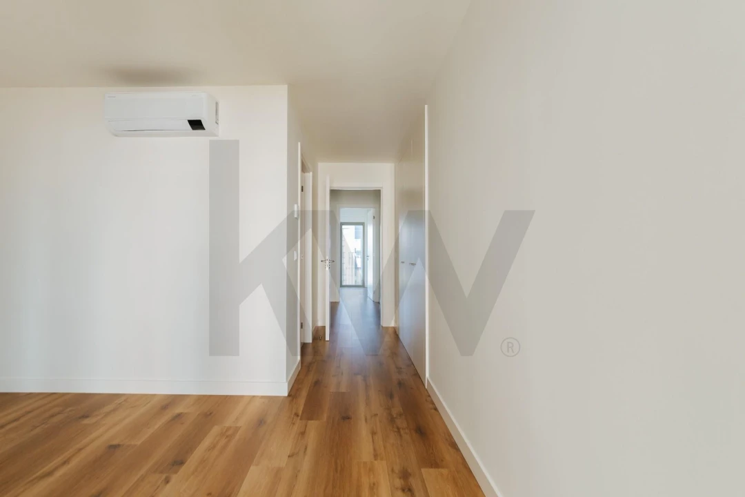 Apartamento T2 para Arrendamento em Santa Clara Foto 30