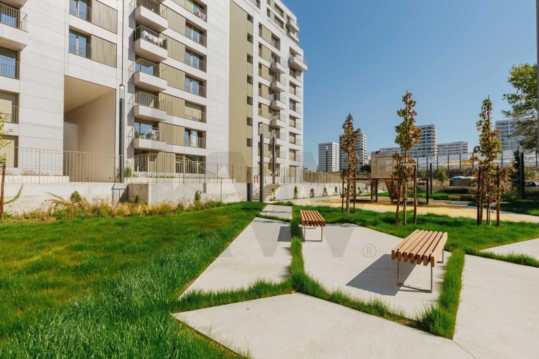 Apartamento T2 para Arrendamento em Santa Clara Foto 45