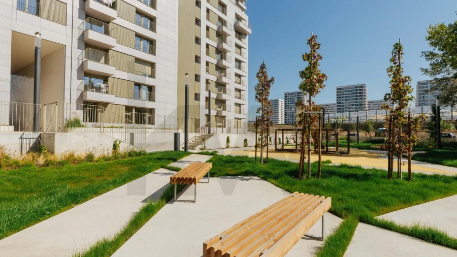 Apartamento T2 para Arrendamento em Santa Clara