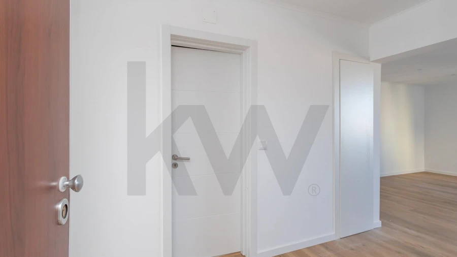 Apartamento T1 para Venda em Venteira