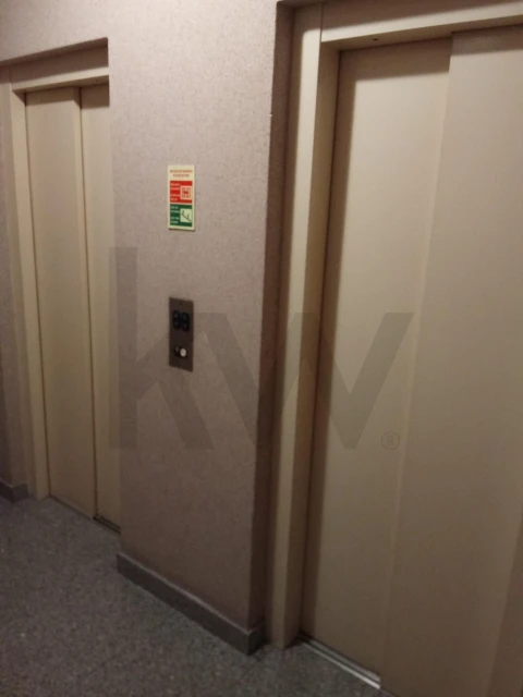Apartamento T3 para Venda em Algés, Linda-A-Velha e Cruz Quebrada-Dafundo