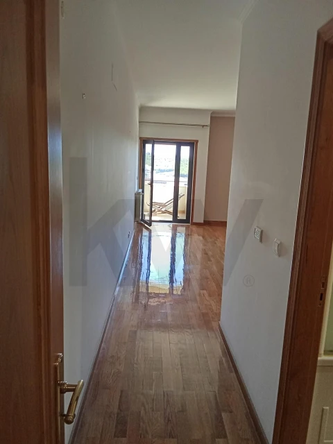 Apartamento T3 para Venda em Algés, Linda-A-Velha e Cruz Quebrada-Dafundo