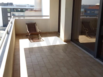 Apartamento T3 para Venda em Algés, Linda-A-Velha e Cruz Quebrada-Dafundo
