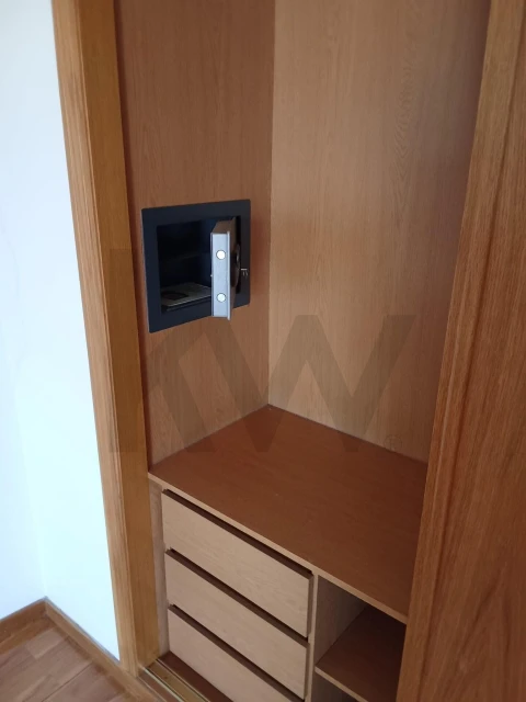 Apartamento T3 para Venda em Algés, Linda-A-Velha e Cruz Quebrada-Dafundo