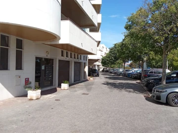 Apartamento T3 para Venda em Algés, Linda-A-Velha e Cruz Quebrada-Dafundo