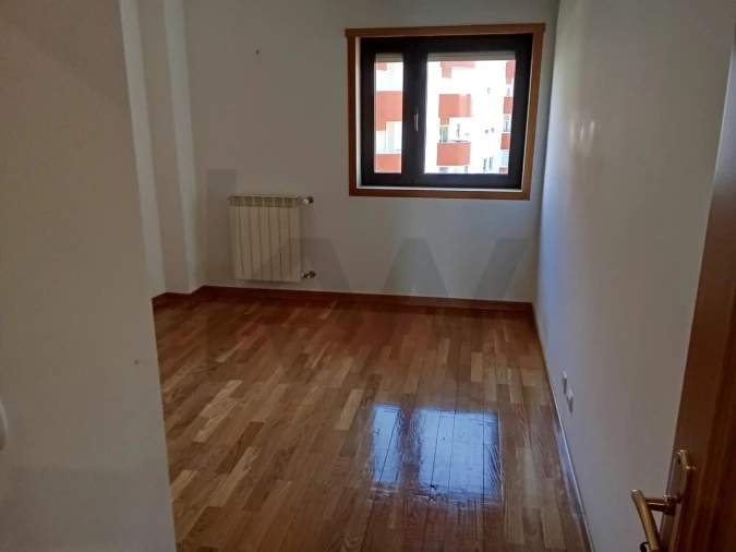 Apartamento T3 para Venda em Algés, Linda-A-Velha e Cruz Quebrada-Dafundo Foto 19