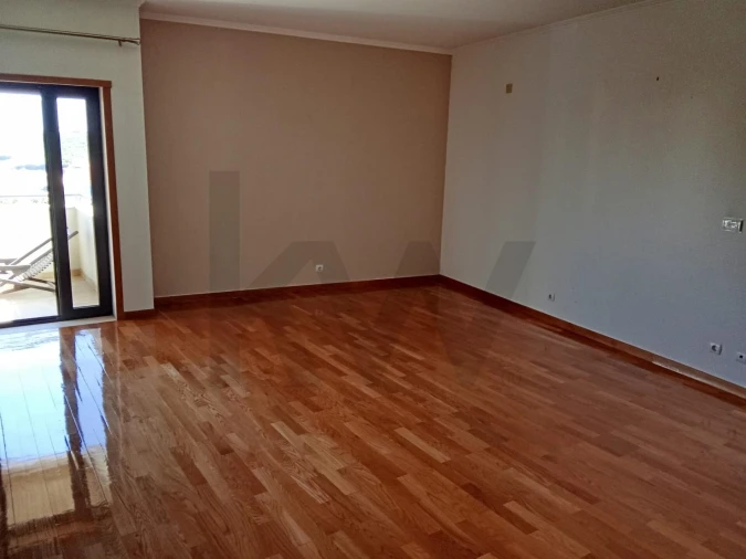 Apartamento T3 para Venda em Algés, Linda-A-Velha e Cruz Quebrada-Dafundo Foto 12