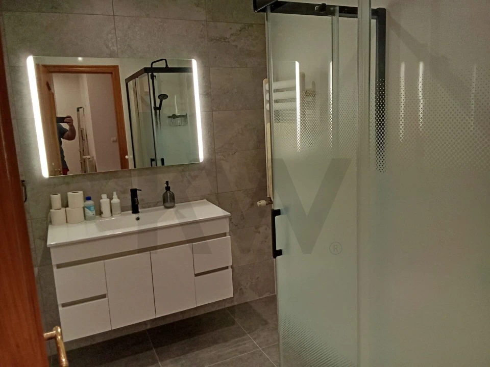Apartamento T3 para Venda em Algés, Linda-A-Velha e Cruz Quebrada-Dafundo Foto 17