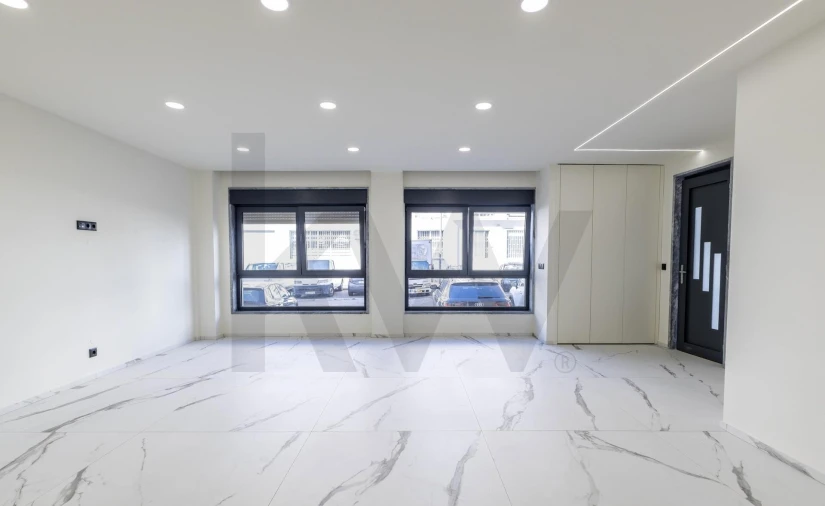 Apartamento T3 para Venda em Rio de Mouro Foto 3