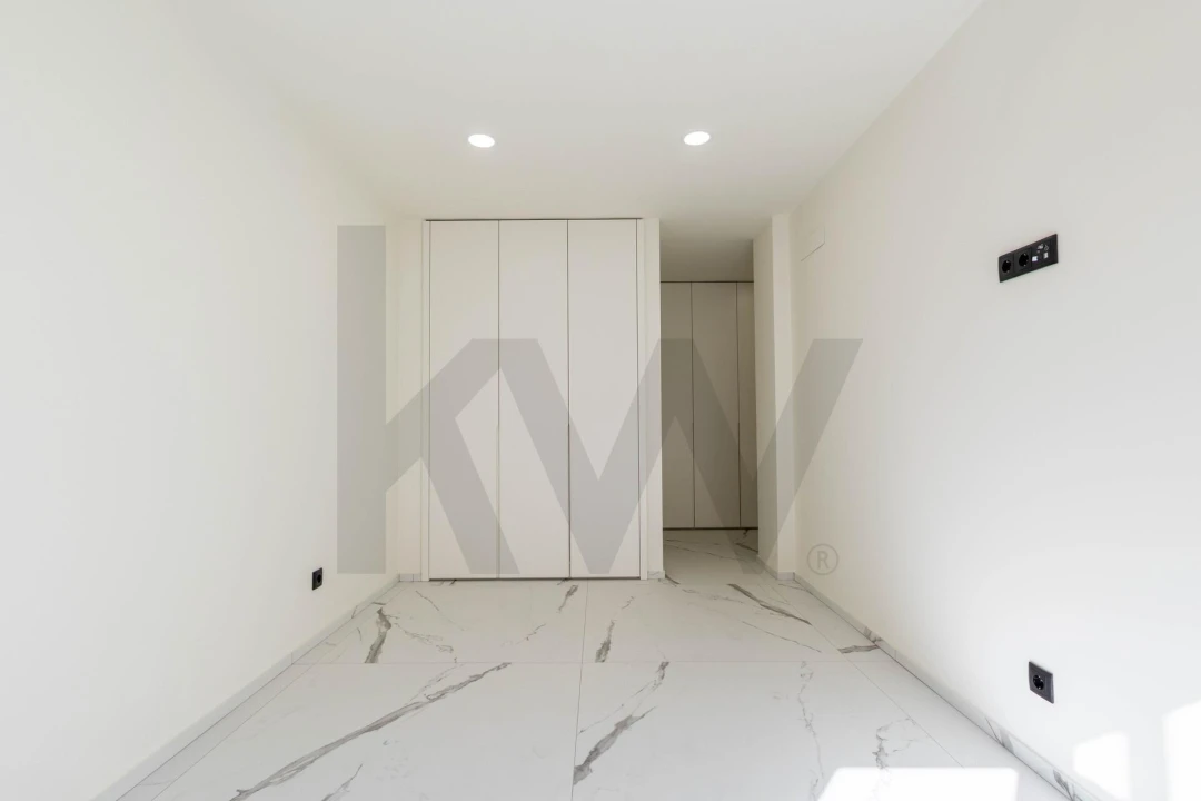 Apartamento T3 para Venda em Rio de Mouro Foto 18