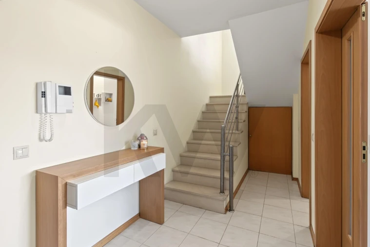 Apartamento T3 para Venda em Esgueira Foto 3