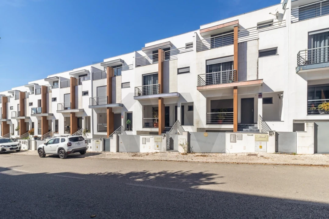 Moradia T3 para Venda em Charneca de Caparica e Sobreda Foto 62
