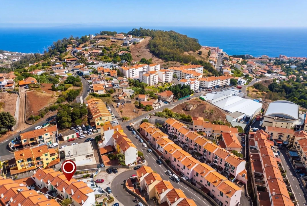 Moradia T2 para Venda em Caniço Foto 28