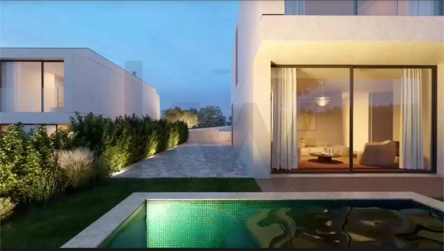 Moradia T4 para Venda em Cascais e Estoril Foto 17