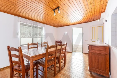 Apartamento T3 para Arrendamento em Armação de Pera