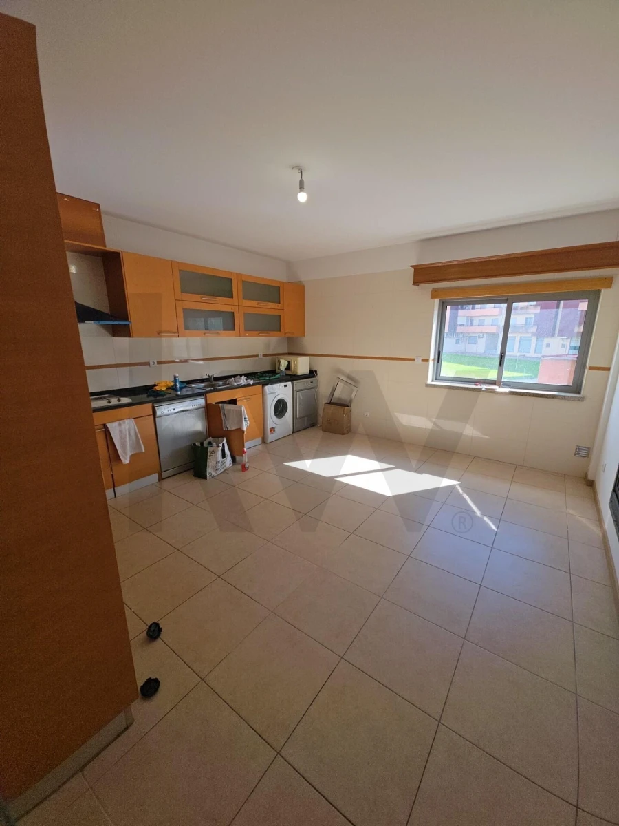 Apartamento T4 para Venda em Castelo Branco Foto 11