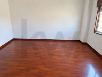 Apartamento T3 para Venda em Santa Marinha e São Pedro da Afurada