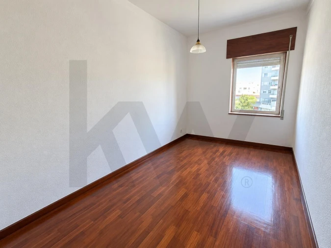 Apartamento T3 para Venda em Santa Marinha e São Pedro da Afurada Foto 9