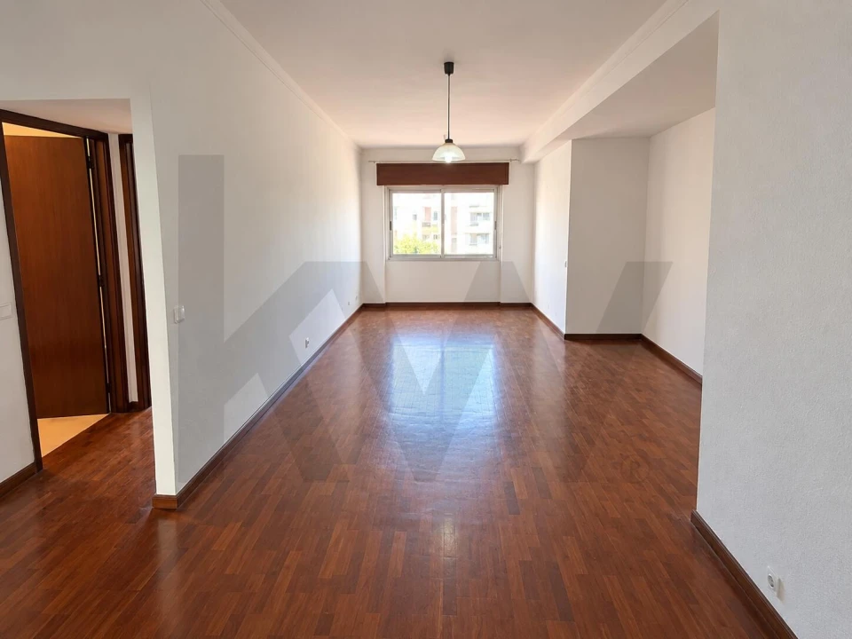 Apartamento T3 para Venda em Santa Marinha e São Pedro da Afurada Foto 1