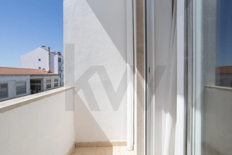 Apartamento T2 para Venda em Seixal, Arrentela e Aldeia de Paio Pires Foto 7