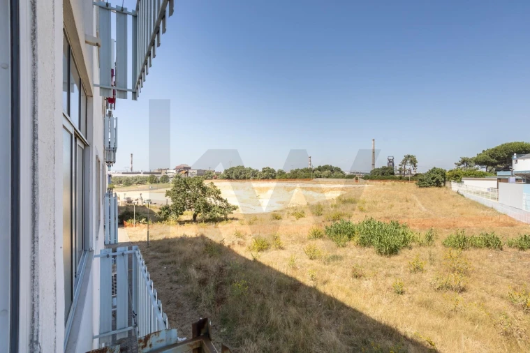 Apartamento T2 para Venda em Seixal, Arrentela e Aldeia de Paio Pires Foto 16