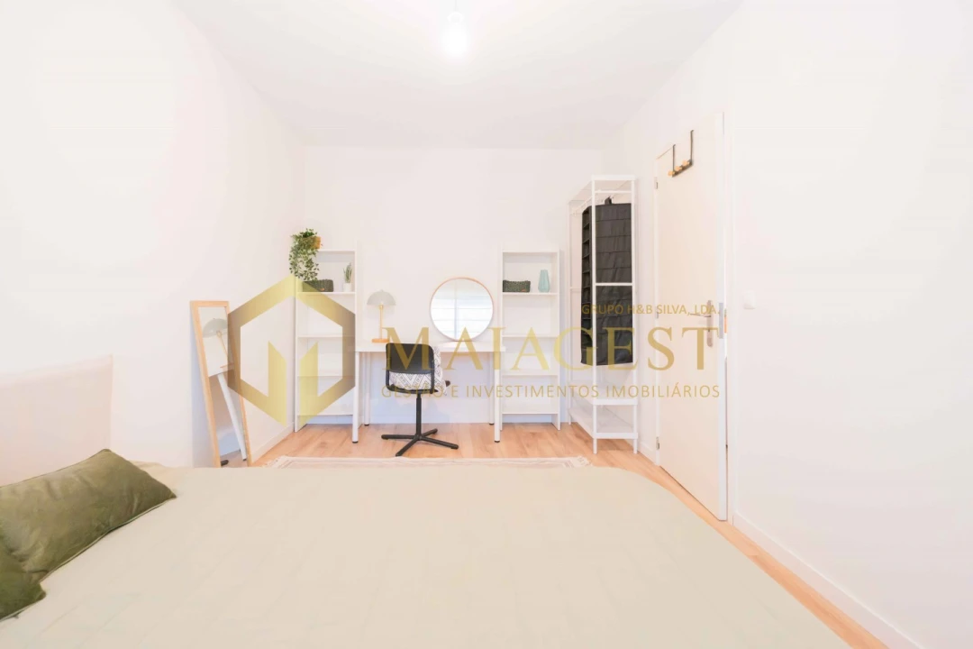 Apartamento T2 para Arrendamento em Paranhos Foto 8
