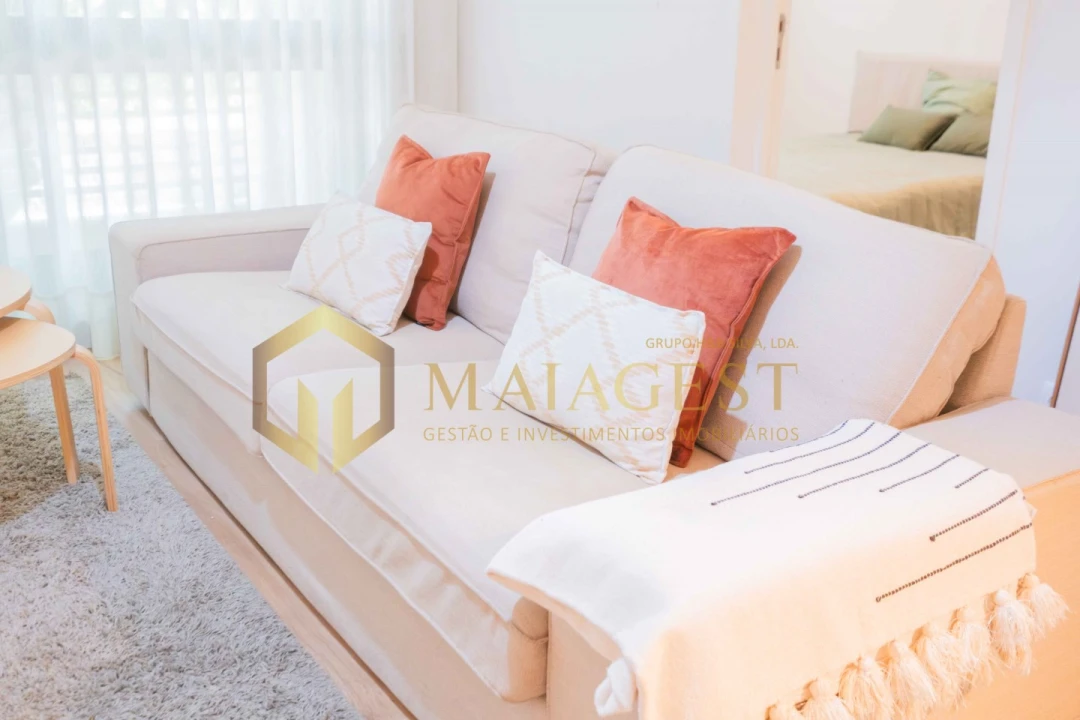 Apartamento T2 para Arrendamento em Paranhos Foto 14