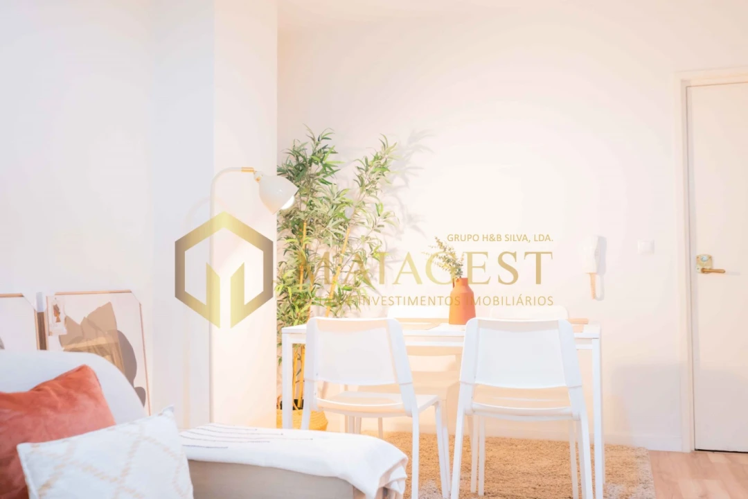 Apartamento T2 para Arrendamento em Paranhos Foto 15