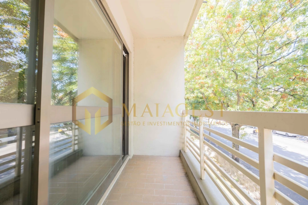 Apartamento T2 para Arrendamento em Paranhos Foto 19