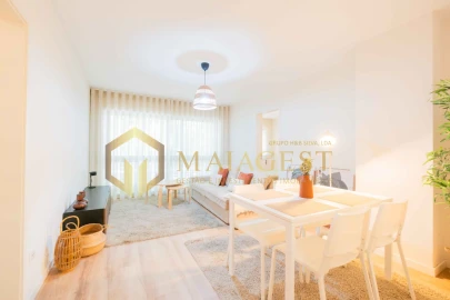 Apartamento T2 para Arrendamento em Paranhos