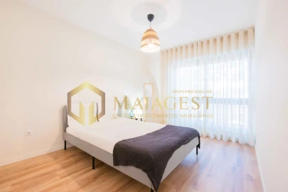 Apartamento T2 para Arrendamento em Paranhos