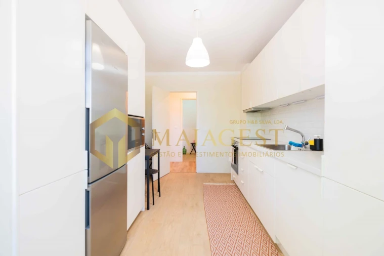 Apartamento T2 para Arrendamento em Paranhos Foto 2